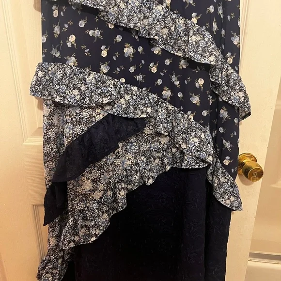 Floral Blue and White Dress - Picture 10 of 14